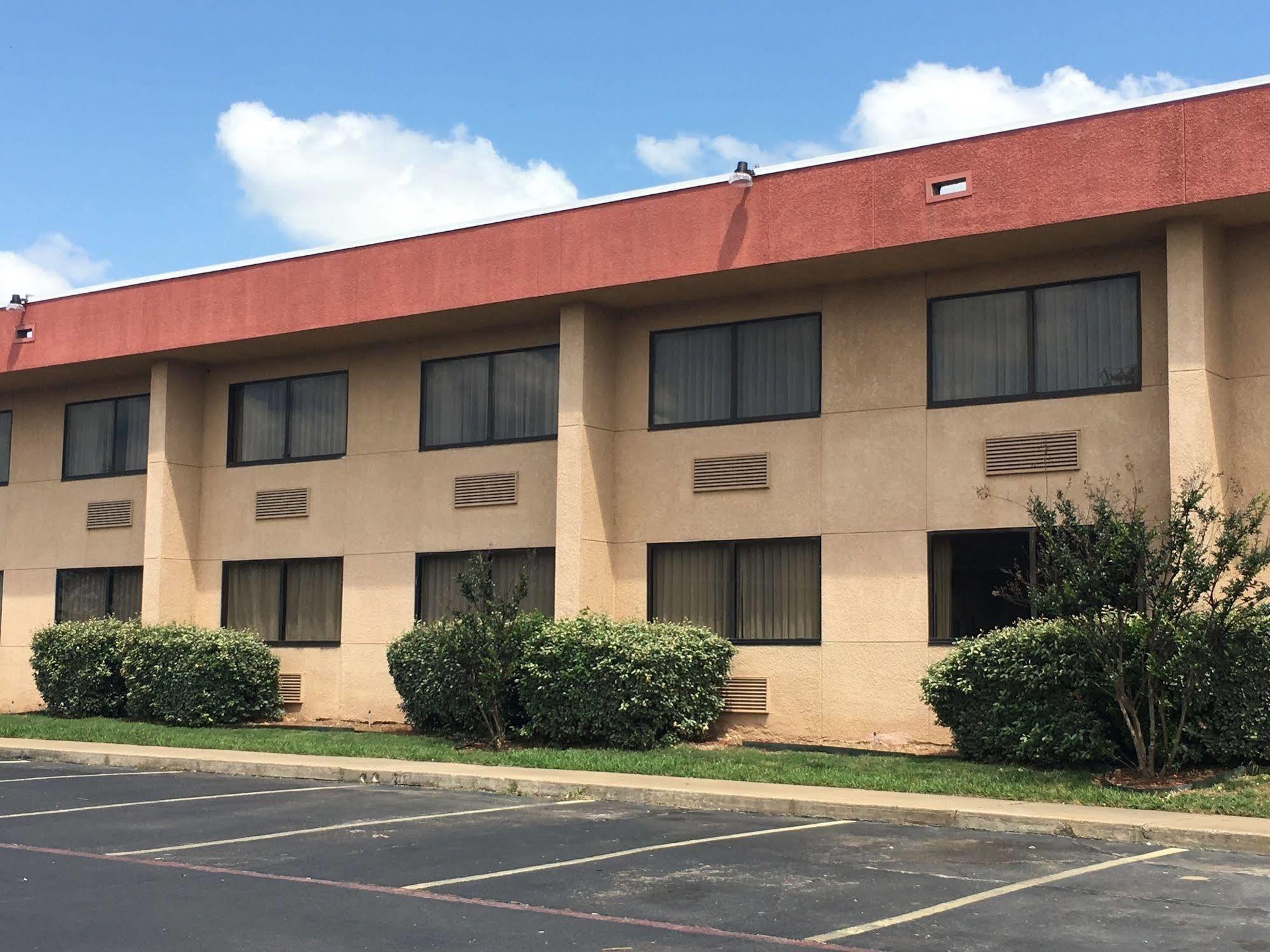 Days Inn By Wyndham Sherman Εξωτερικό φωτογραφία